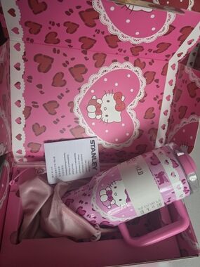 Stanley Pink Hello Kitty Insulated Bottle with Handle